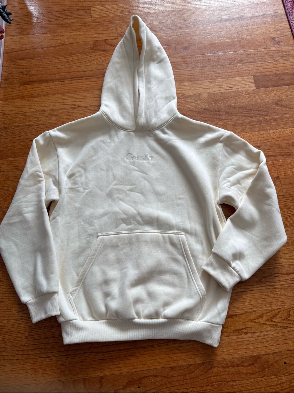 Comfrt Travel Essentials Hoodie Cream Size Large Pullover Sweatshirt